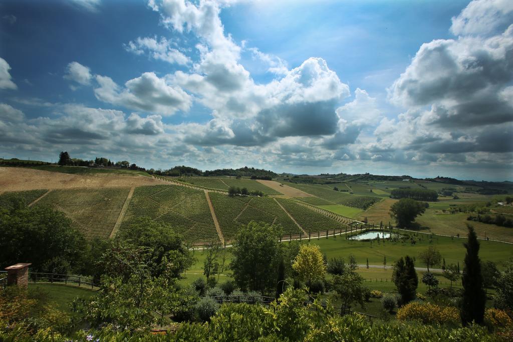 Relais Di Tenuta Santa Caterina B&B Grazzano Badoglio Exteriör bild
